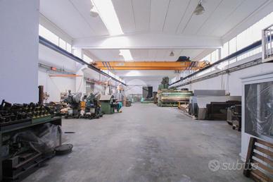 CAPANNONE A PONTIROLO NUOVO