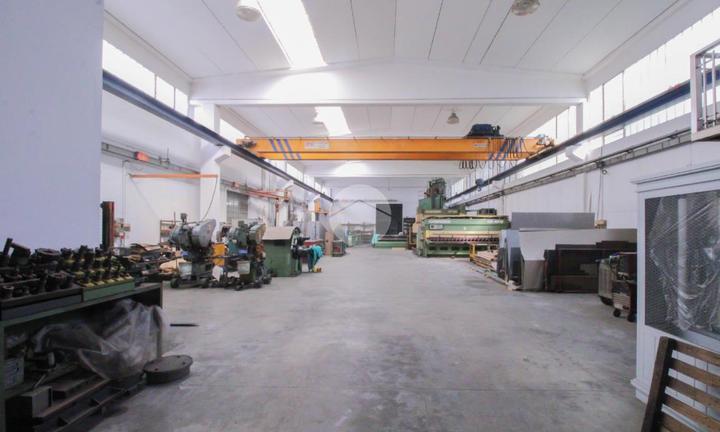 CAPANNONE A PONTIROLO NUOVO