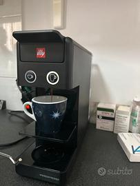 Macchinetta iper espresso . Illy.