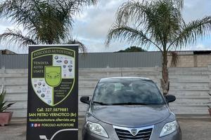 Lancia Ypsilon 5 porte Metano