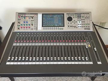 Mixer Digitale Roland M400