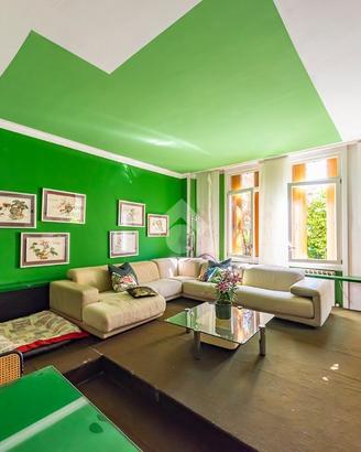 VILLA A SCHIERA A ARESE