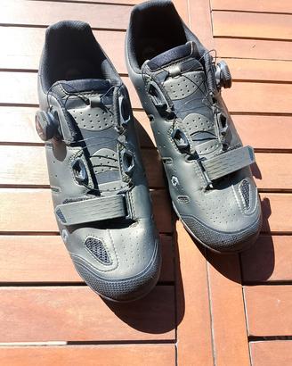 scarpa gravel o MTB scott