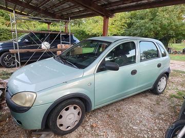 Opel Corsa 1200cc