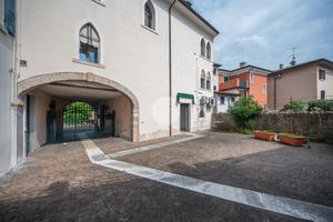 2 LOCALI A COSTERMANO