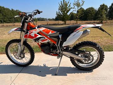 KTM freeride 250 2 tempi con solo 2.400 km del 201