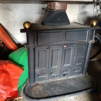 stufa camino in ghisa