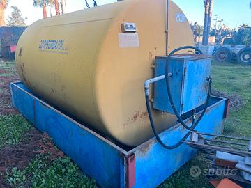 cisterna gasolio da 8900 litri usata