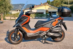 Maxiscooter Kymco DTX 360 (350) del 2023