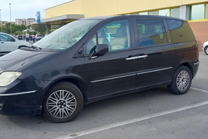 Lancia Phedra 2.2 automatica