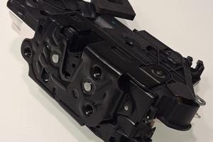 Serratura anteriore SX gruppo VW