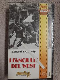 VHS Stanlio e Ollio Film "I FANCIULLI DEL WEST"