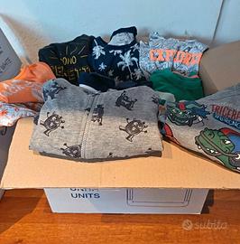 abbigliamento bimbo 18-24-30 mesi 