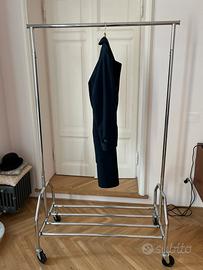 Stand per abiti e scarpe professionale