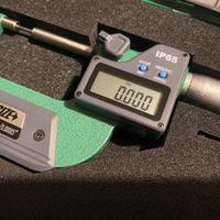Calibro INSIZE 0-25 IP65 millesimale digitale