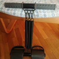 attrezzo per potenziare muscoli delle braccia
