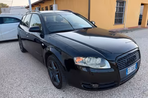 Audi A4 2.0 16V TDI Avant TOTAL BLACK