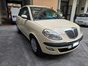 lancia-ypsilon-1-2-argento-book-distribuzione-ok