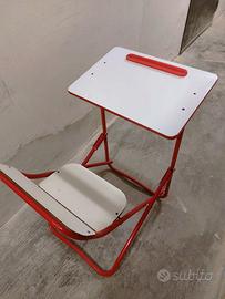 Banco scuola con lavagna e tavolino vintage