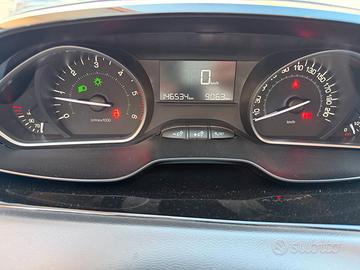 Peugeot 208 Allure 2017