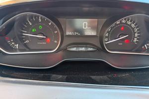 Peugeot 208 Allure 2017