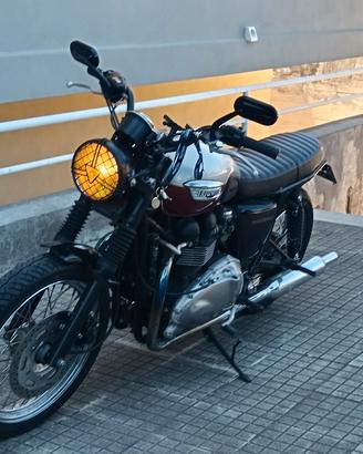 Triumph Bonneville 865 