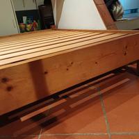 LETTO MATRIMONIALE LEGNO CON DOGHE