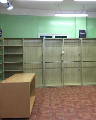Arredamento per negozio
