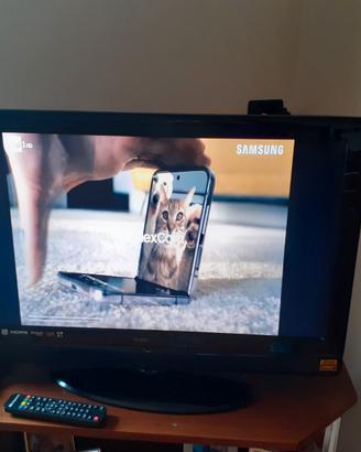 MONITOR TV-COMPUTER LCD 32” HANNSPREE MODEL