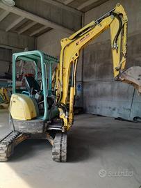 MINIESCAVATORE YANMAR VIO 35 TETTO