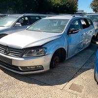 vw passat station wagon 2015 per ricambi