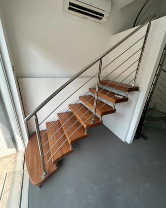 Scala a sbalzo