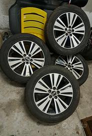 Set 4 Cerchi in lega originali Kia 18" con gomme 2