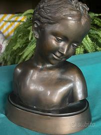 Mezzo busto in bronzo fanciulla