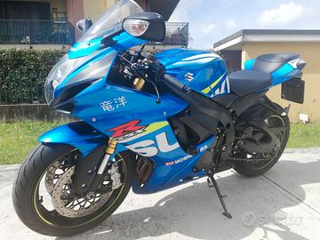 Suzuki gsx r 750
