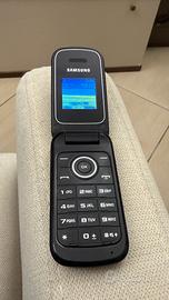 Telefono cellulare Samsung GT-E1190