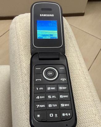 Telefono cellulare Samsung GT-E1190