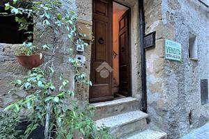 3 LOCALI A FARNESE