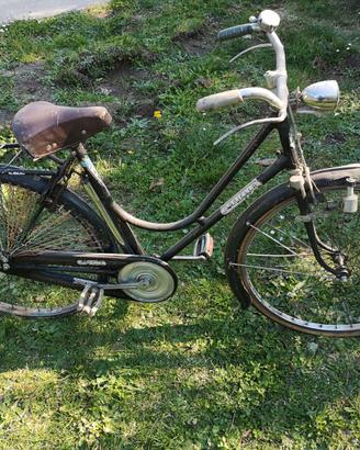 Bicicletta usata da donna