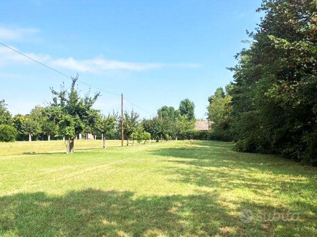Terreno di 5000 m² a Parma - Altro