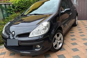 Renault Clio le iene