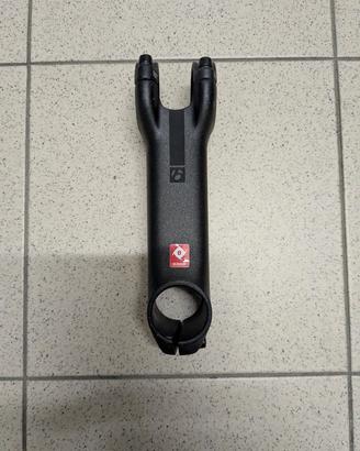 Attacco manubrio Bontrager Blendr 120mm