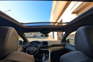 Peugeot 5008 TETTO PANORAMICO 7 posti GT Line +