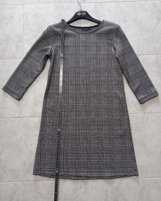 Vestito Stradivarius fantasia Galles taglia S