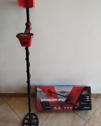 Metal detector vanquish 340