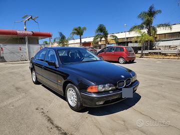 BMW 520I E39 1997