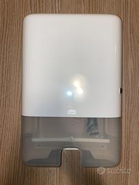 Dispenser asciugamani di carta Tork
