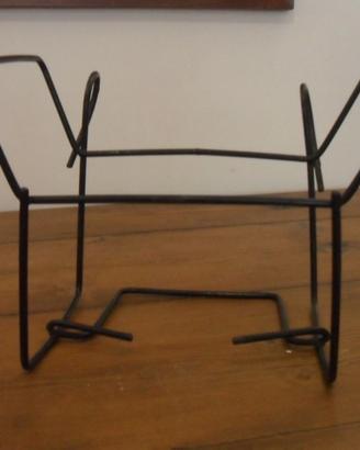 Coppia di portavaso più un vaso