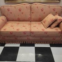 Due divani stile classico
