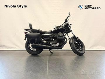 MOTO GUZZI V9 850 Bobber my16
